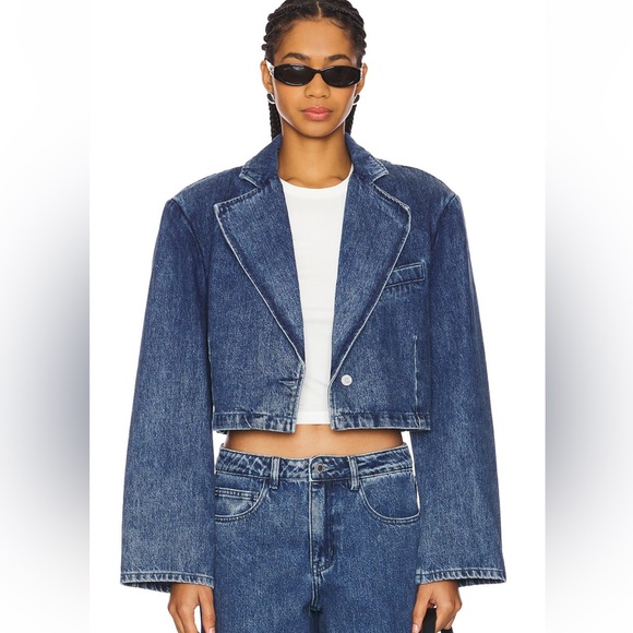 WeWoreWhat Jackets & Blazers - NWT WE WORE WHAT CROPPED DENIM JACKET❤️‍🔥